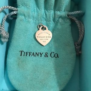 Iconic Return to Tiffany heart tag charm